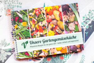 Mehr über den Artikel erfahren Unser Kochbuch ist da, die #Gartengemüseküche